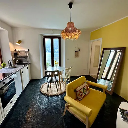 Appartement Daisy - - 180° Panoramic View - Private Terrace & Shared Garden *