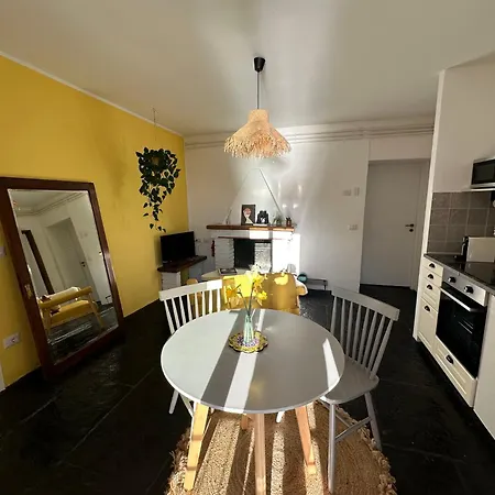 Apartamento Daisy One Bedroom View, Private Terrace & Garden Pognana Lario